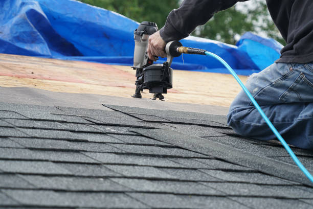Best Best Roofing Contractors  in Topeka, KS